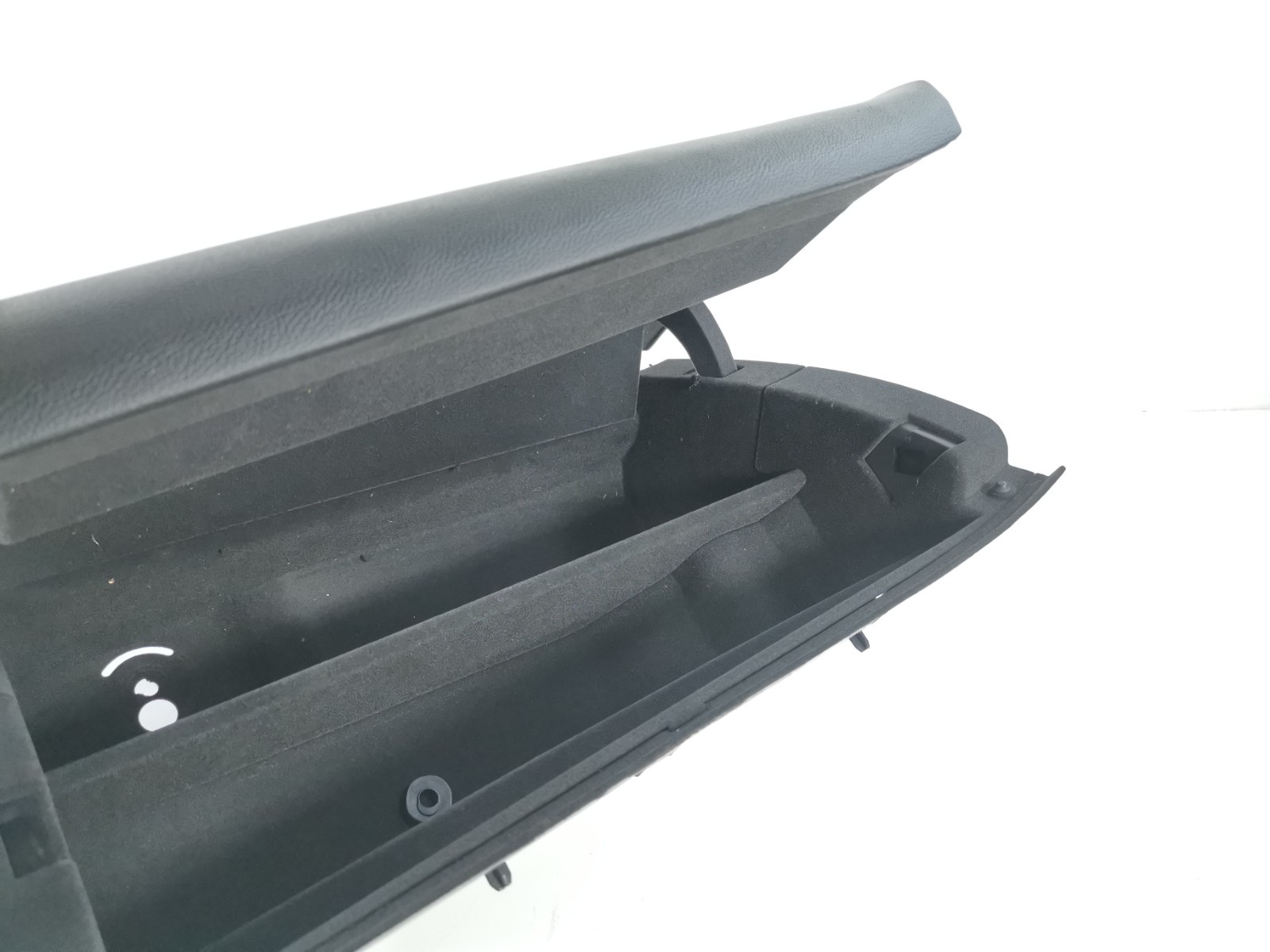 Maserati Ghibli S 3.0 Q4 2015  Glove Box Storage Compartment 670019274 OEM