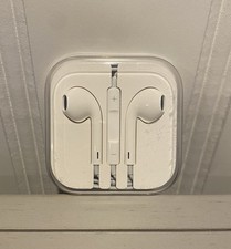 Original OEM Apple iPhone EarPods Wired 3.5mm Headset Earbud Headphones New