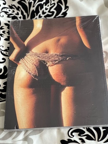 Treats Magazine - Issue 2 LouLou Emily Ratajkowski RARE & FACTORY SEALED ERROR - Picture 3 of 3