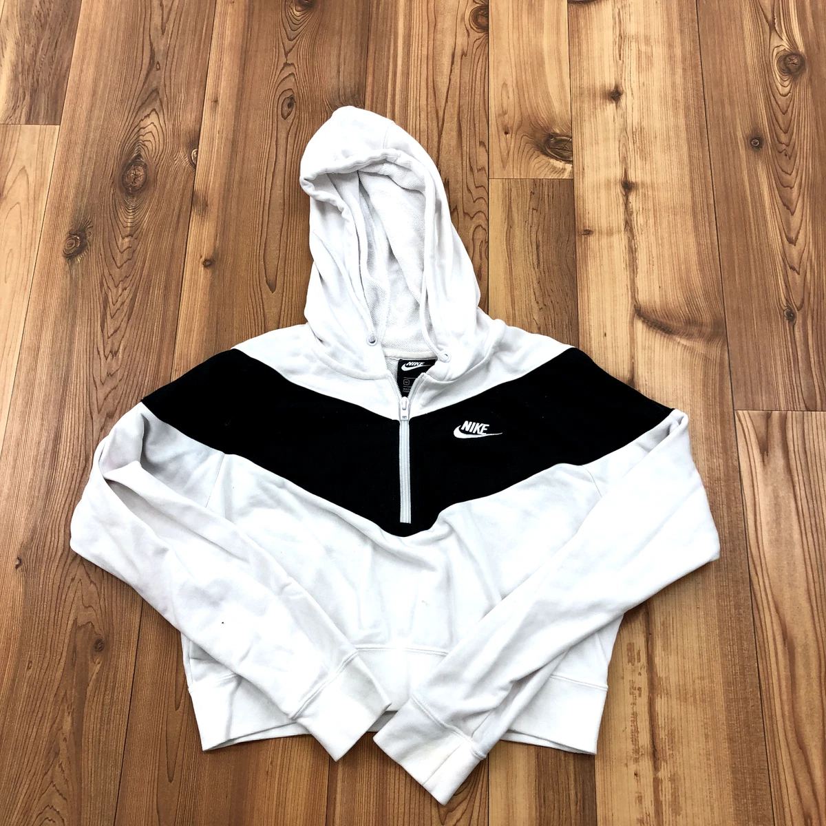 White nike top half zip women's