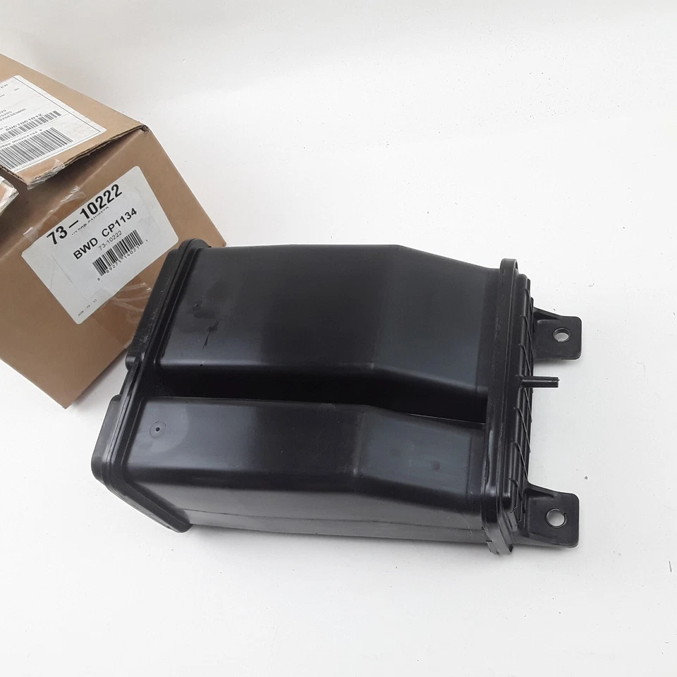 Bote de vapor de combustible para camioneta Nissan 1996-1997 Pathfinder 1997 240SX 1996 Foto 3 de 4