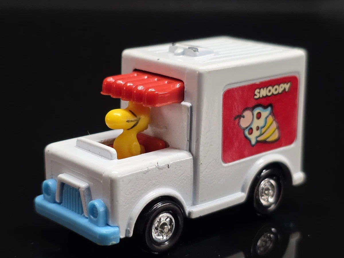 Peanuts Gang Vintage Manufacture Diecast Cars, Trucks & Vans for