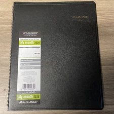 2026 AT-A-GLANCE 8" x 11" Calendar Monthly Planner