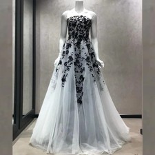 Gothic Black Applique Wedding Dresses Off Shoulder Tulle A-line Strapless Gowns