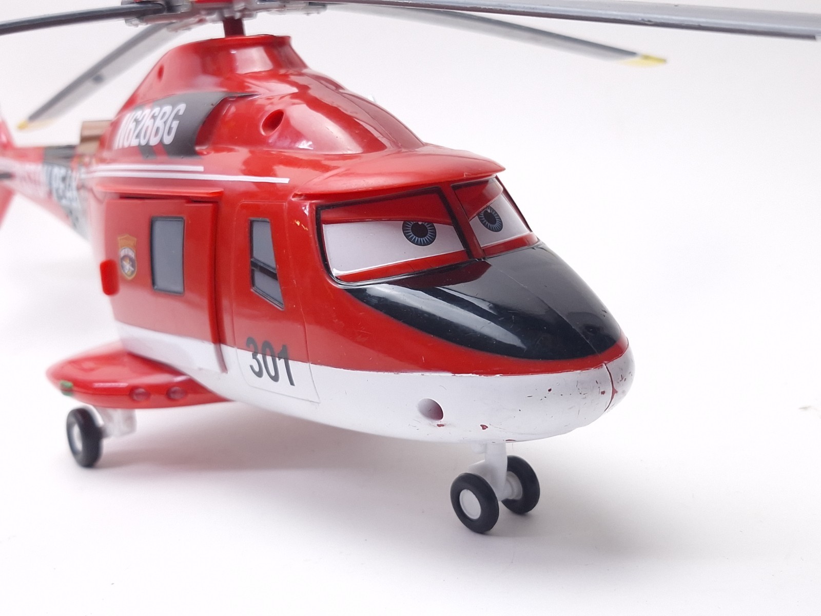 Disney Pixar Planes Large Piston Peak Red 15" Ranger Helicopter Fire Rescue
