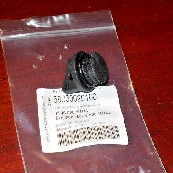 CAJA MOTOR KTM TAPÓN LLENADO ACEITE 58030020100, 85,505,530,625,640,660,690,990 Foto 3 de 3