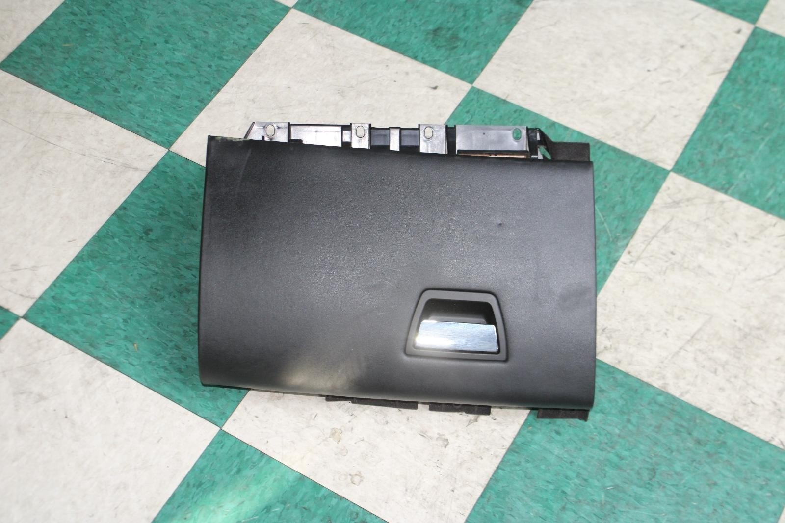14-19 QUATTROPORTE Nero Black Dashboard Passenger RH Glove Box Unit Factory OEM