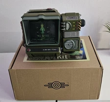 Fallout 76 Pip-Boy 2000 MK VI Construction Kit WRC11618 Bethesda Video Game 