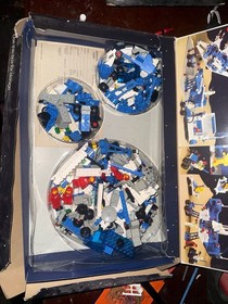 Vintage 1983 LEGO Legoland Space Galaxy Commander Set 6980