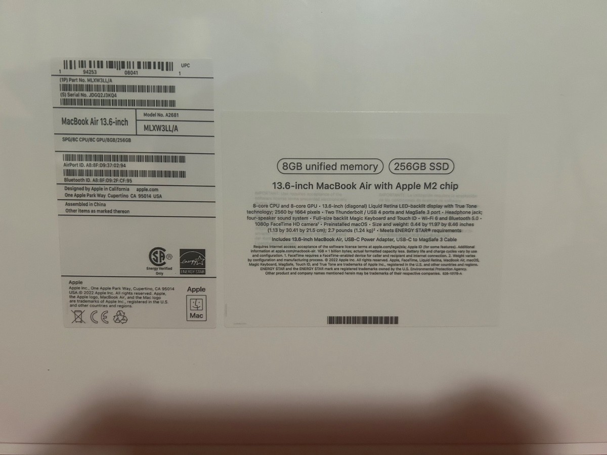 【R2DD】MacBookAir M2US 13.6in8/256GB Newest 2022 Model: Apple MacBook Air with M2 Chip, 13.6-inch