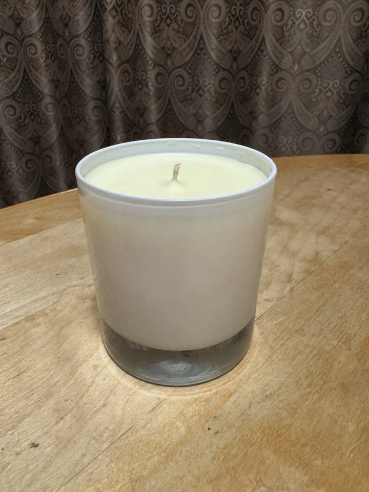 Abercrombie & Fitch Fierce  Candle 8.5OZ | 240G Scented New No Box - Image 2 of 4