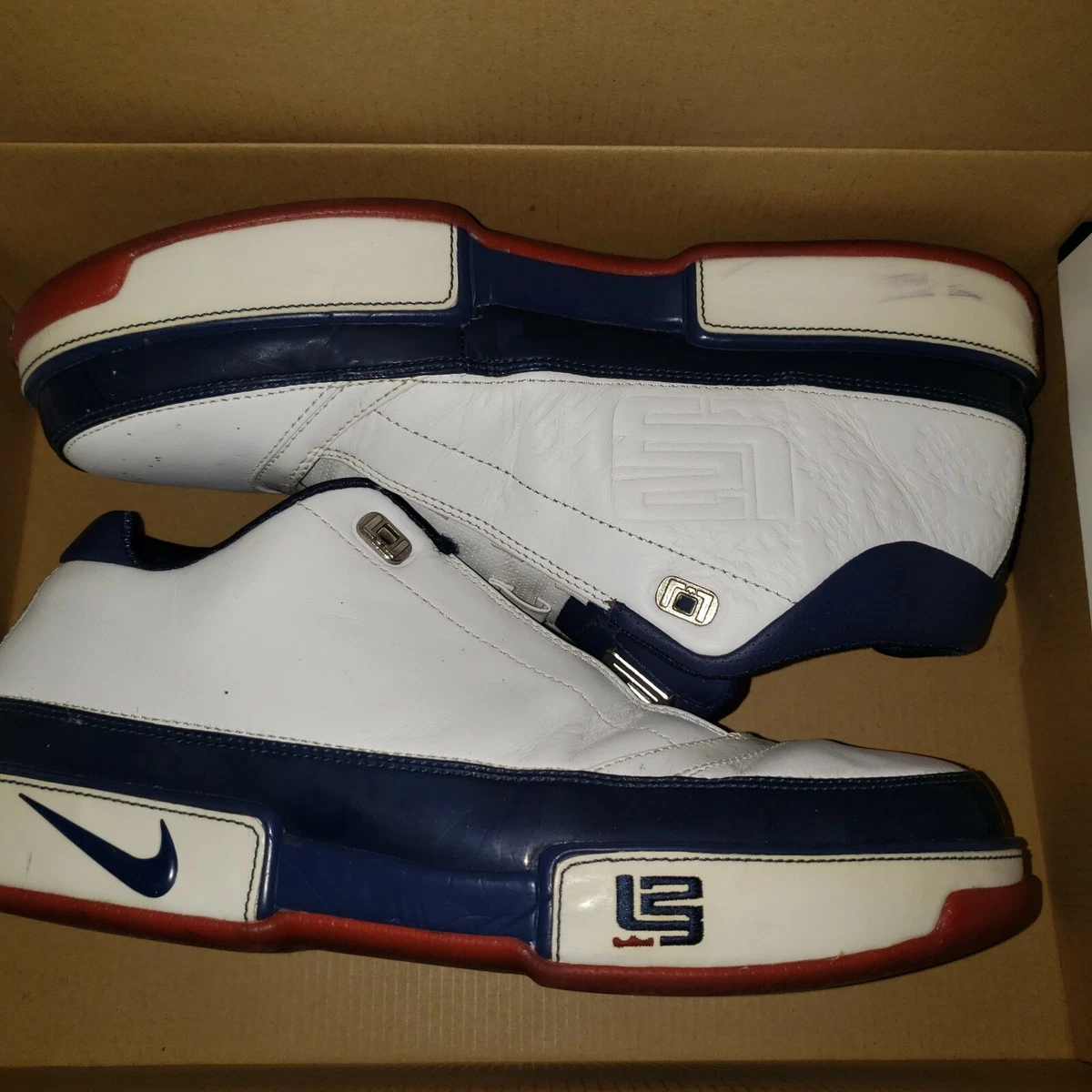 Lebron james new nike shoes cheap