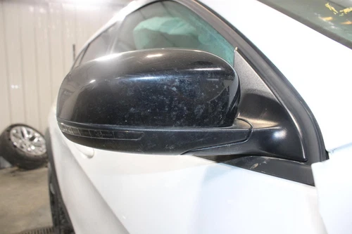 Used Right Door Mirror fits: 2022 Jeep Cherokee power manual folding w/blind spo