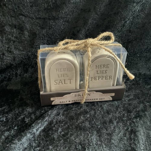 Pair Gravestone 🪦 Salt & Pepper Shaker Set Ceramic *Brand New*