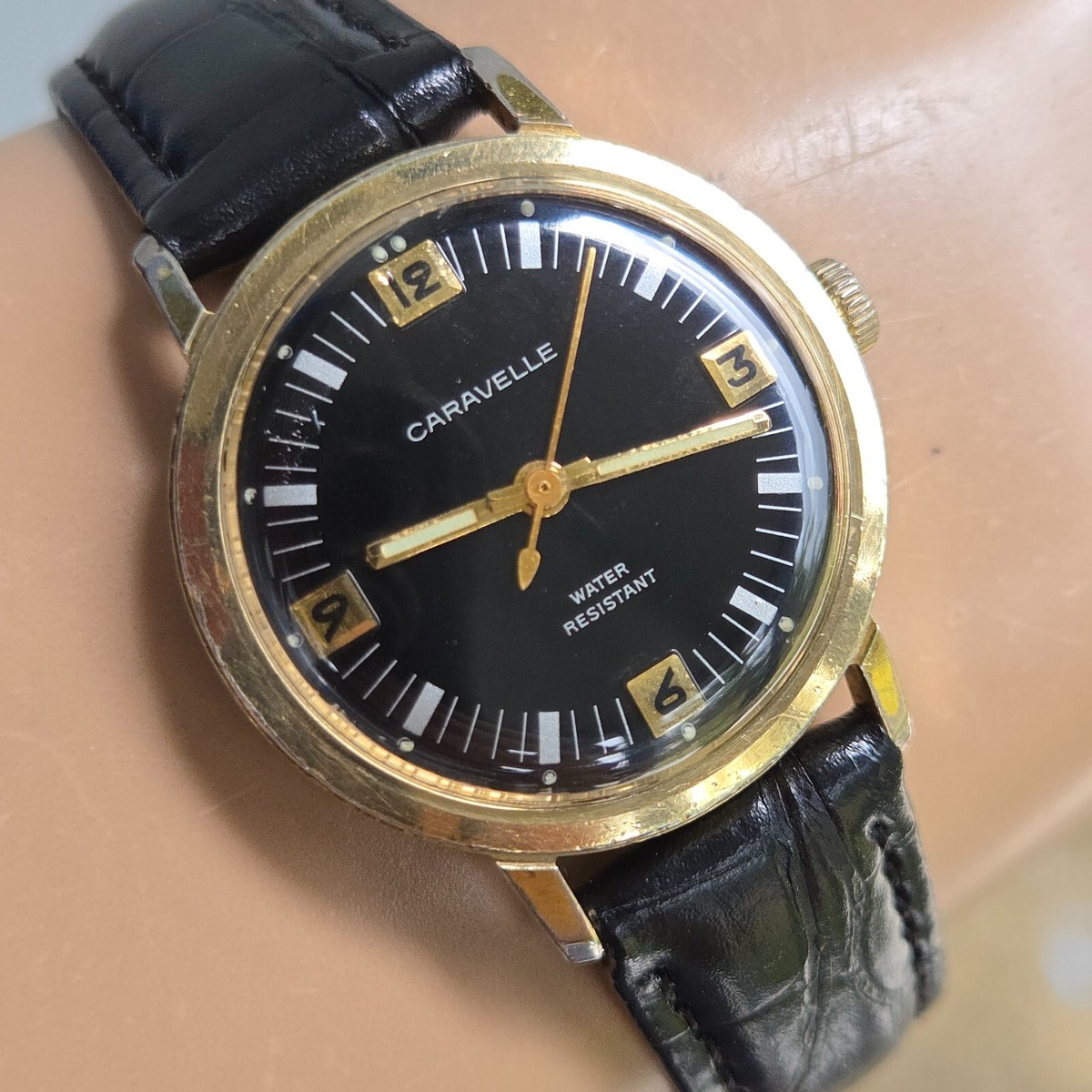 Vintage Bulova Caravelle men's manual wind watch 11DP Black dial 1975 - Main Image