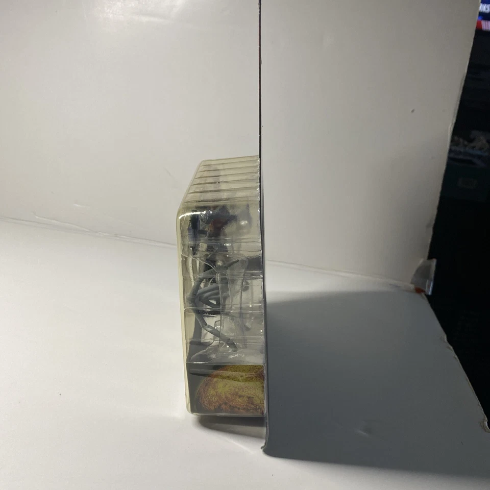 Lost In Space: Dr. Smith w/Sabotage Action and Claw Strike Speeder 1997 NOC - Image 3 of 4