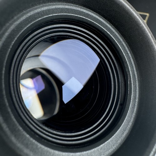 Hoodman HoodLoupe Appareil Photo Numérique Loupe LCD avec étui LIRE - Photo 2 sur 6