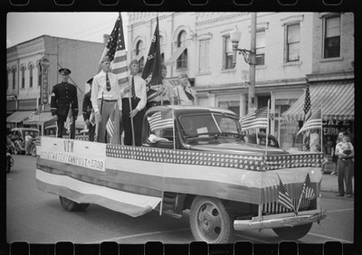 Watertown Wisconsin 1941 American Legion Fourth of July Parade Truck Float