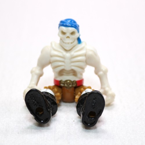 Fisher Price 2002 IMAGINEXT PHANTOM PIRATE Skeleton Gold Shorts - Picture 10 of 10