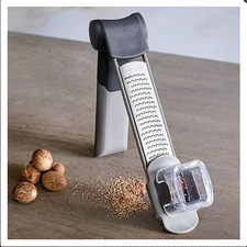 pampered chef:ADJUSTABLE ZESTER-freeship
