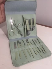 Manicure Set Nail Clippers Pedicure Kit -16 Pieces Stainless Steel Manicure Kit