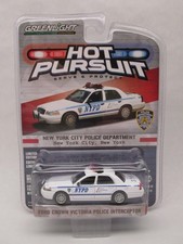 Greenlight Ford Crown Victoria Hot Pursuit NYPD Series 12 Police Car New York