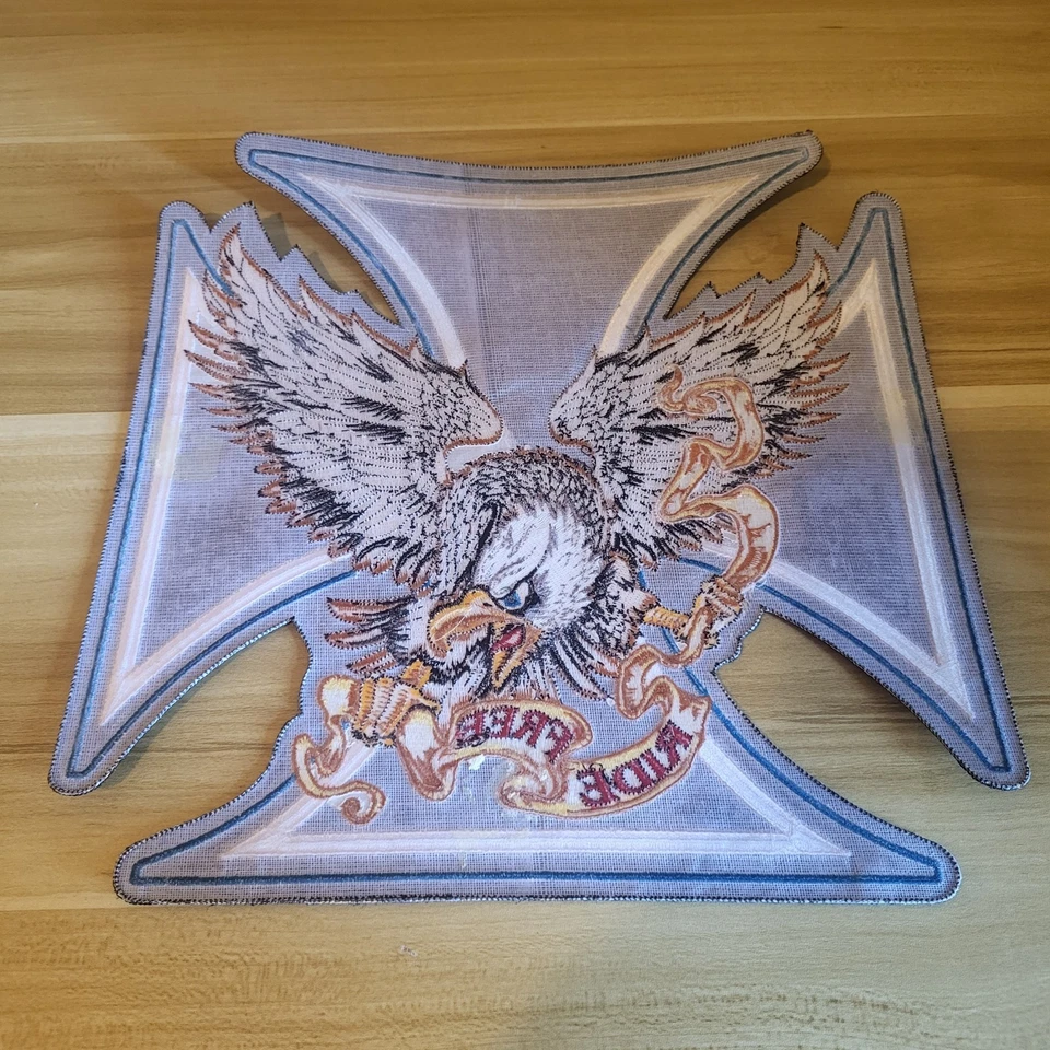 Patch bordado grande 11,25 x 11,25 cruz de ferro sem ameaça letal - Imagem 3 de 4