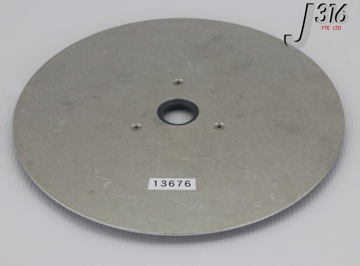 の 13676 BROOKS-PRI AUTOMATION 200MM WAFER PROCESSOR DISC FIXTURE