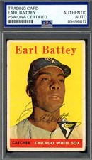 Earl Battey PSA DNA Vintage Signed 1958 Topps Autograph