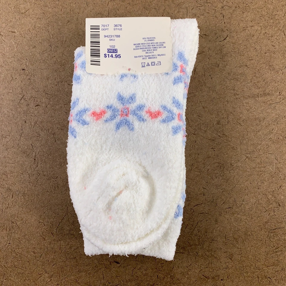 Calcetines cortos borrosos Aeropostale para mujer talla única blancos vacaciones Cheer 1 par nuevos con etiquetas Foto 3 de 4