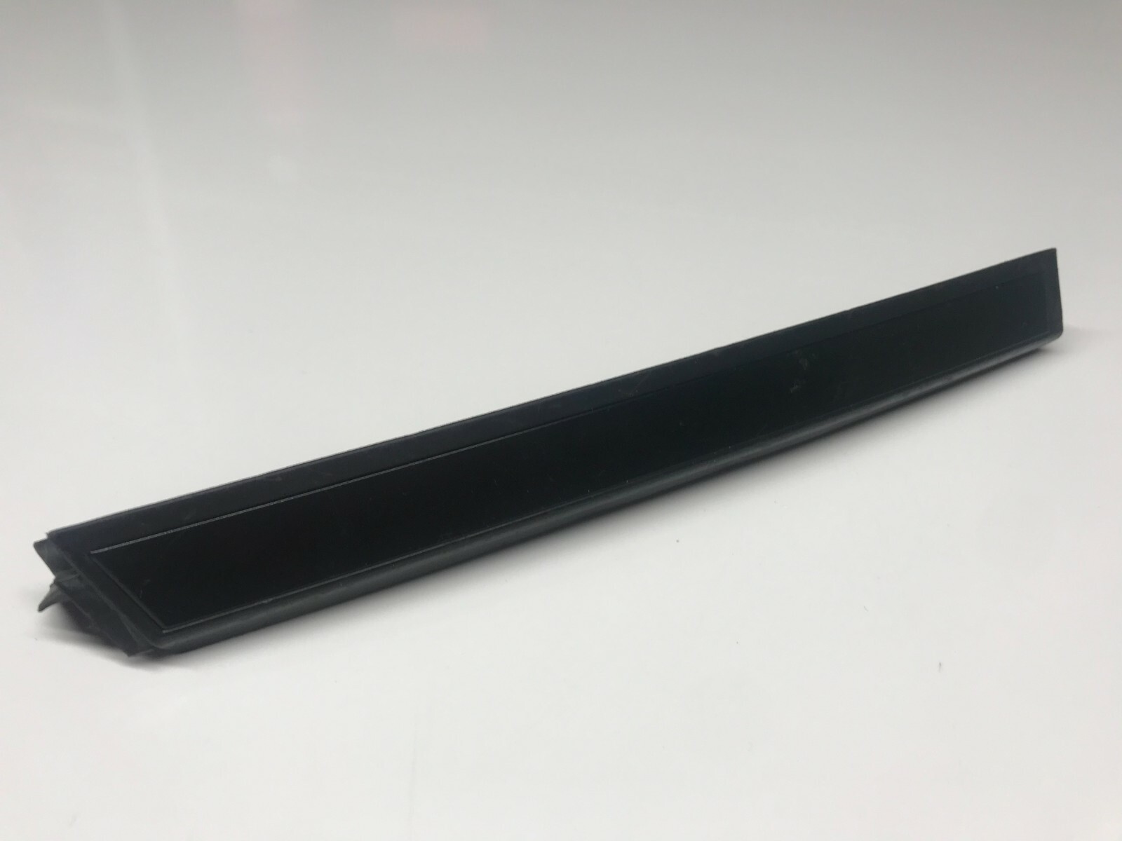 LAMBORGHINI HURACAN LP610 580 COUPE DRIVER LEFT LH SIDE ROOF SEAL OEM 4T0837439B