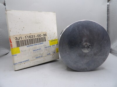 NOS Yamaha DT175 1980-1981 Genuine Standard Bore Piston STD OEM 3J1-11631-00-96