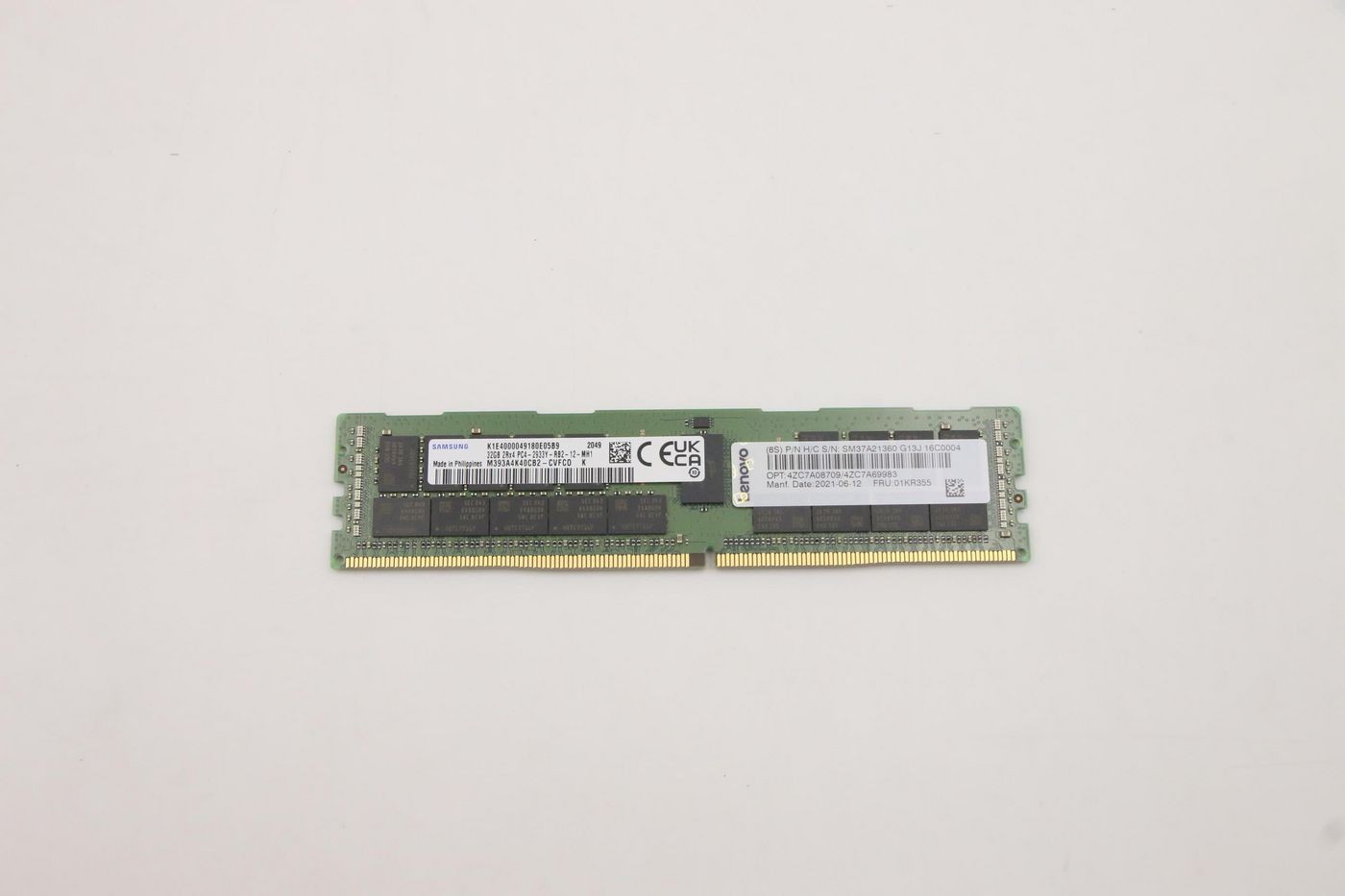 Lenovo 01KR355-RFB ThinkSystem 32GB TruDDR4