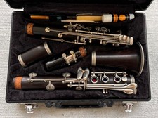 Yamaha Bb Clarinet Made in Japan w/ Case Accessories