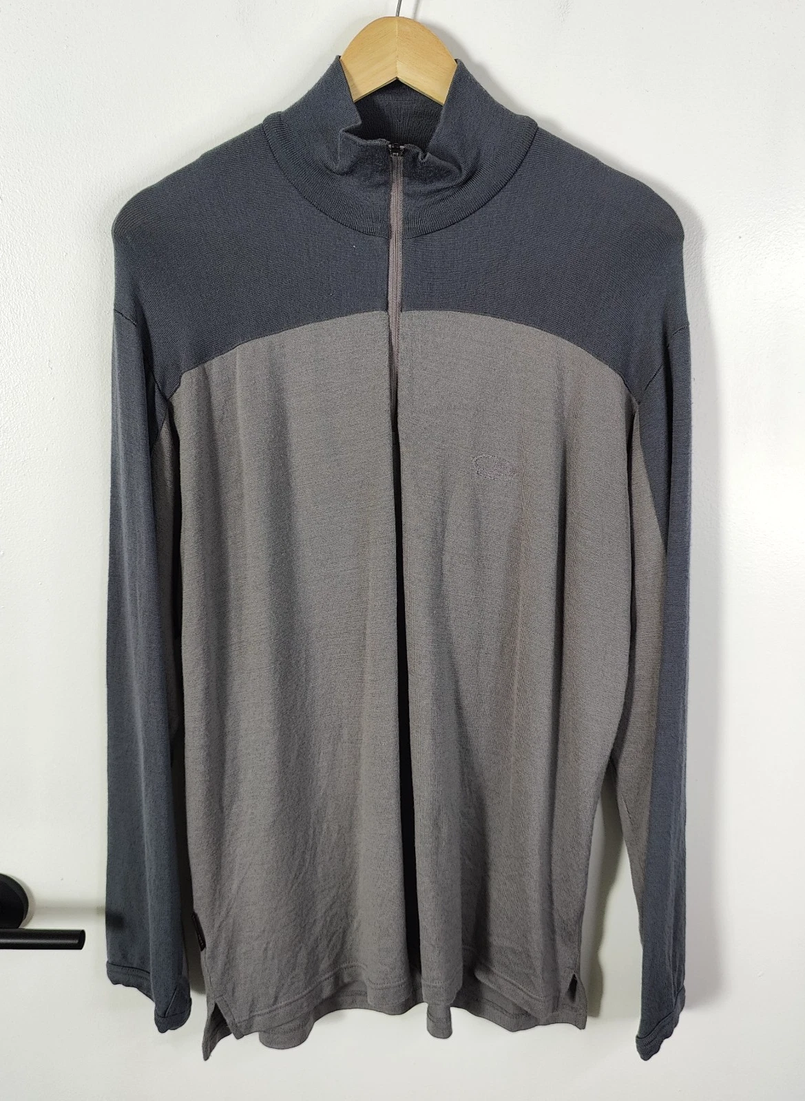 Icebreaker Sport 320 Merino Wool Base Layer Gray 1/4 Zip Pullover New Zealand