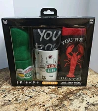 Friends Gift Set (Mug, Socks, And Beanie) BRAND NEW