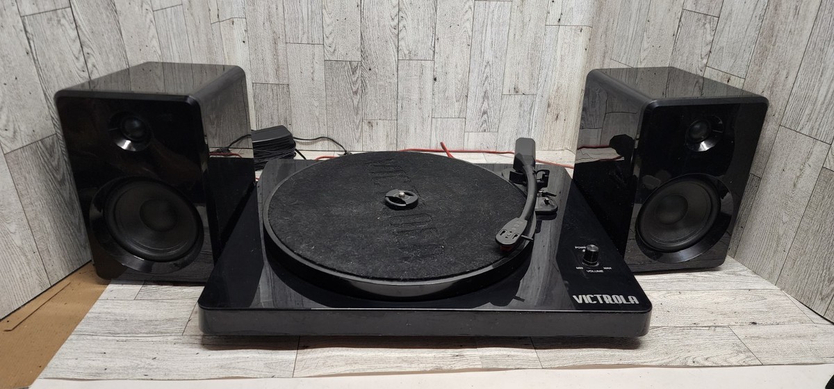 Victrola Modern Bluetooth Stereo Turntable ITUT420 Gloss Black
