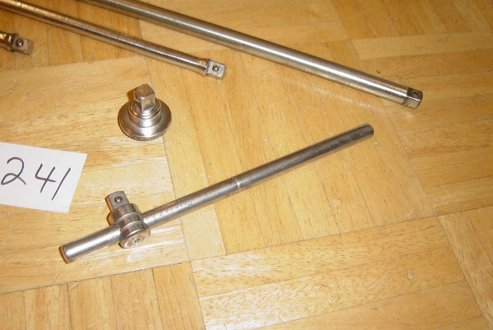 Picture 3 of 9