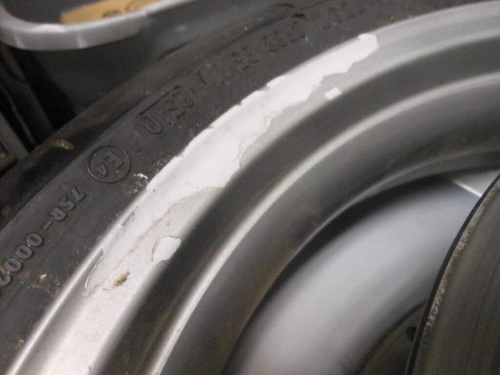 Picture 3 of 12