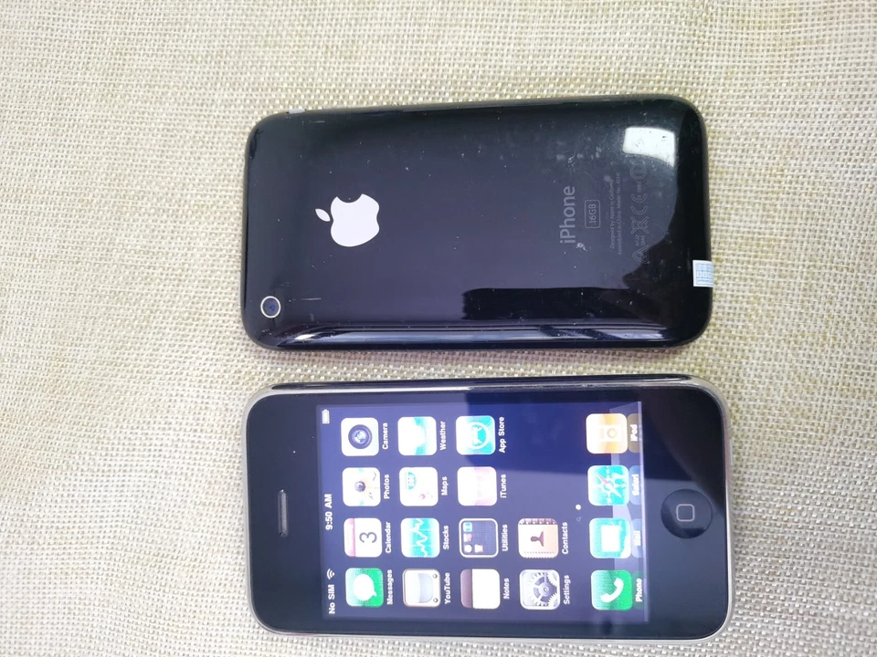 Original Apple iPhone 2nd 3G -8/16GB - Black /white (Unlocked) ( GSM) IOS3 - Image 3 of 4
