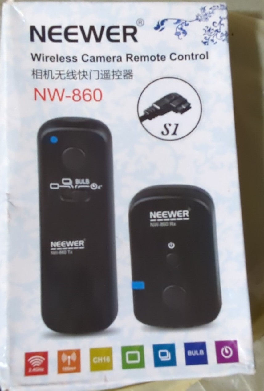 Neewer DSLR Camera Shutter Release 320ft/100m Wireless Remote Control 2