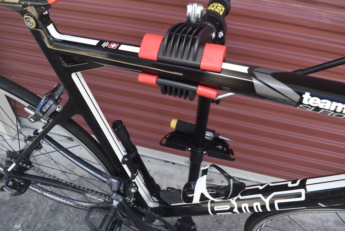 2012 BMC TeamMachine SLR01 Carbon Fiber Road Bike Shimano 2012 BMC TeamMachine SLR01 Carbon Fiber Road Bike Shimano