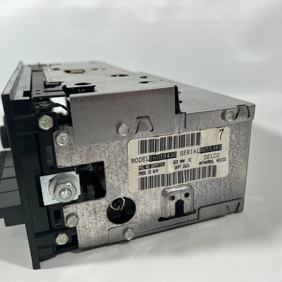 Radio am GM General Motors AC Delco Chevy #16018430 años 70-80 sin probar Foto 4 de 4