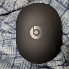 Beats Black Hard-Shell Headphone Case EUC 