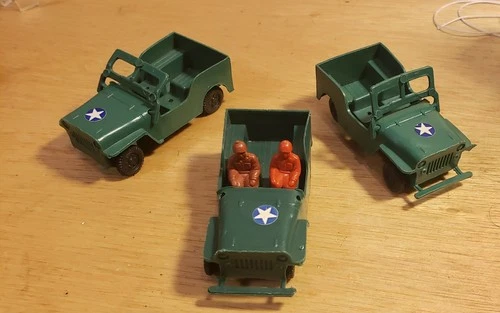 Vintage Plastic Army Toy 3 JEEPS Hong Kong 1960s 70s