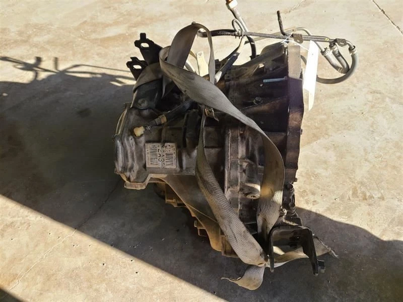 Automatic Transmission FWD Fits 04-08 MATRIX 573737 - Image 2 of 4