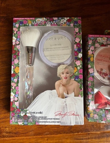 Wet Wild Set 4 Marilyn Monroe Clarifying Finishing Powder Brush Limited Edition - Picture 2 of 6