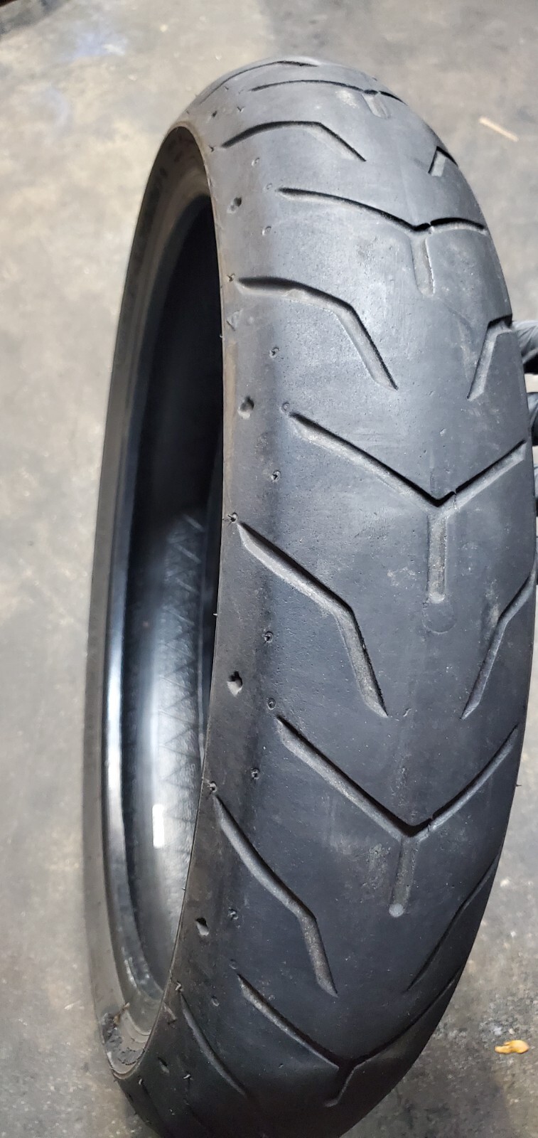 DUNLOP D408F 130/60B19 M/C 61H HARLEY DAVIDSON FRONT TIRE 120 50 40 70