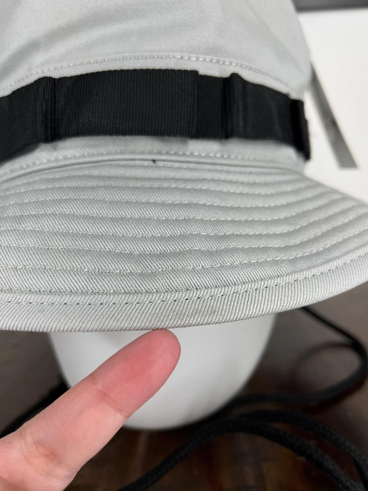 Disney x NEFF Boonie шляпа крышка молодежи серый Микки Маус хлопок поли смесь EST. 2002 - Изображение 2 из 4