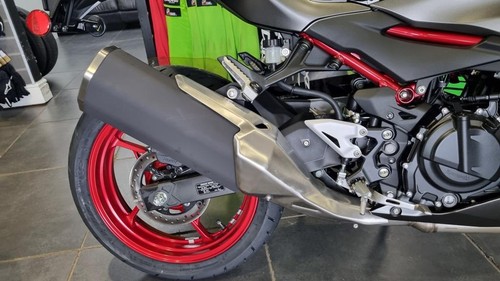 Kawasaki Z500 SE 2024 Model - Picture 7 of 13